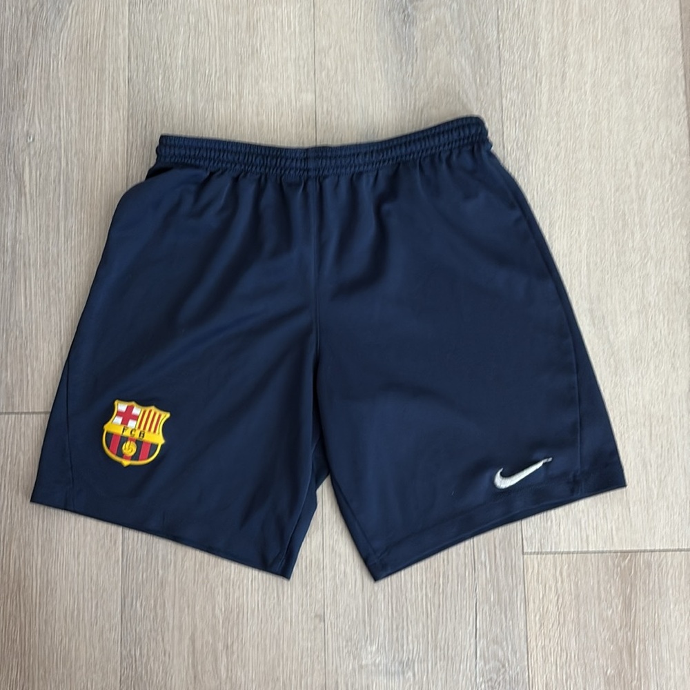 Nike Kids Athletic Gym Shorts Large Navy Blue Barcelona Soccer Dri Fit Active